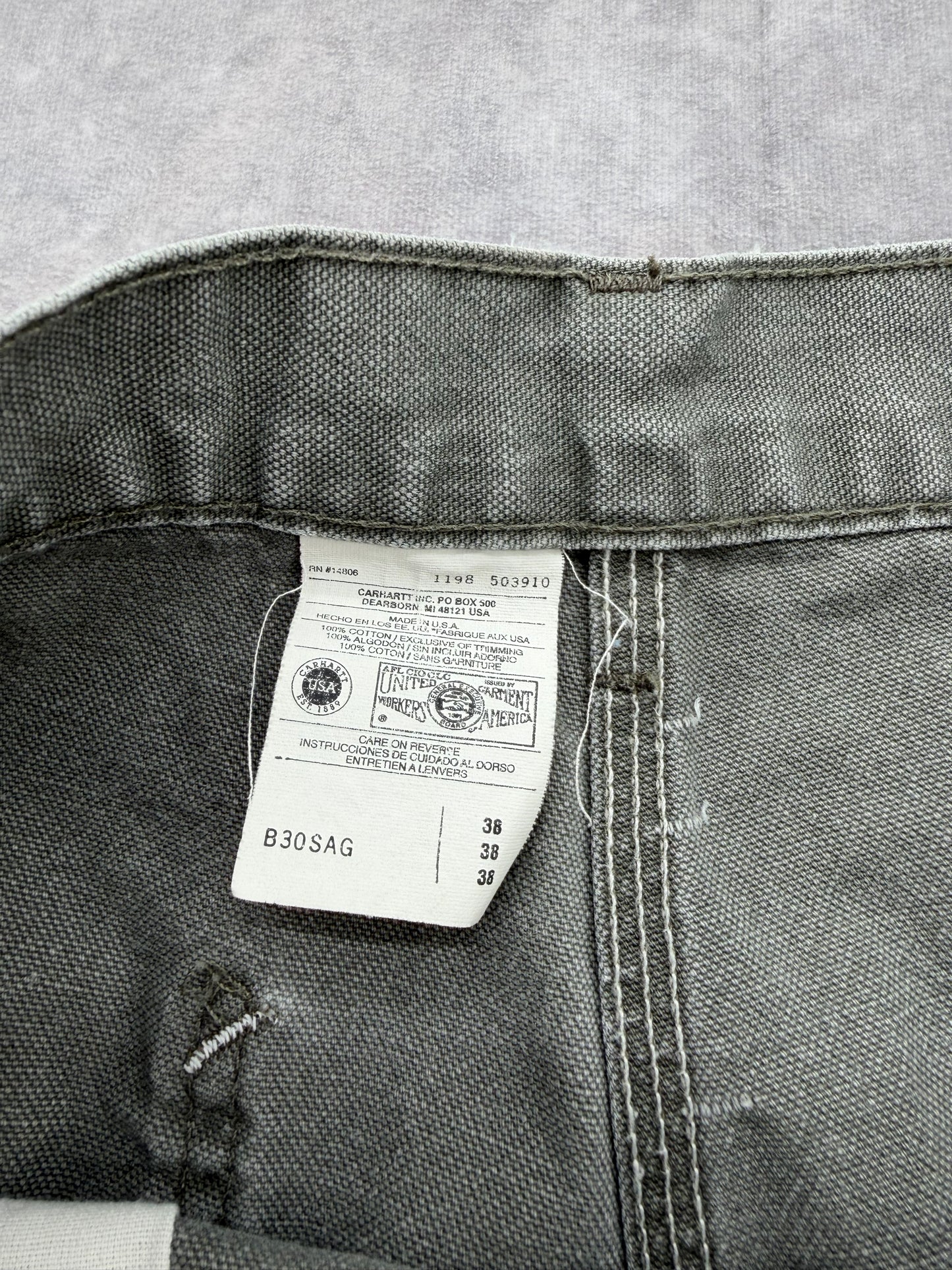 Green Carhartt Shorts - 38