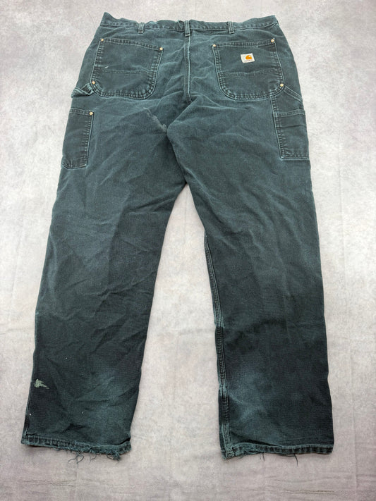 Distressed Carhartt double knees - 34x34