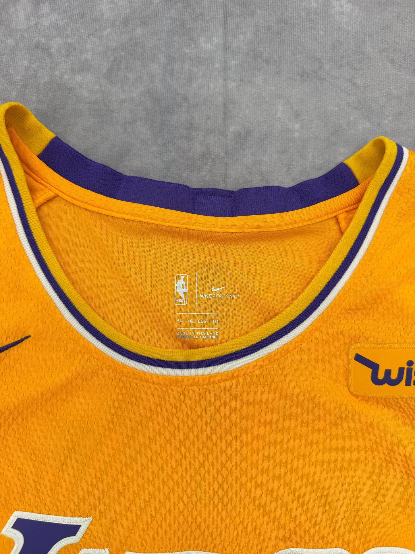 Lebron Lakers Jersey - XXL