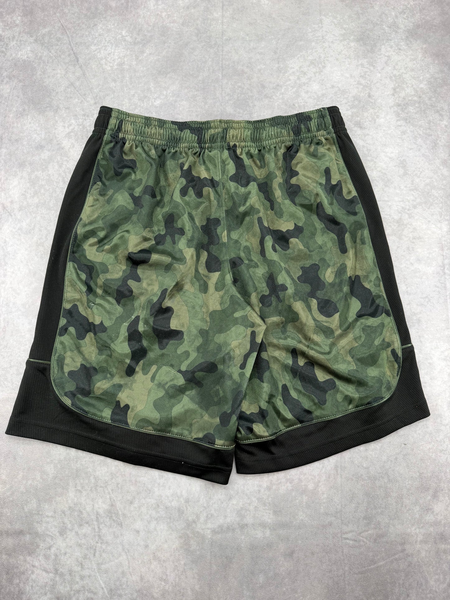 AND1 Camo Shorts - XL