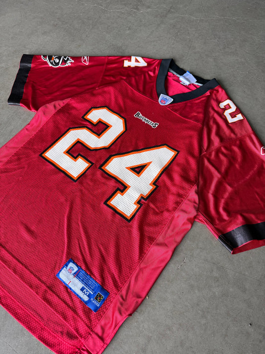 Vintage Bucs Jersey - M