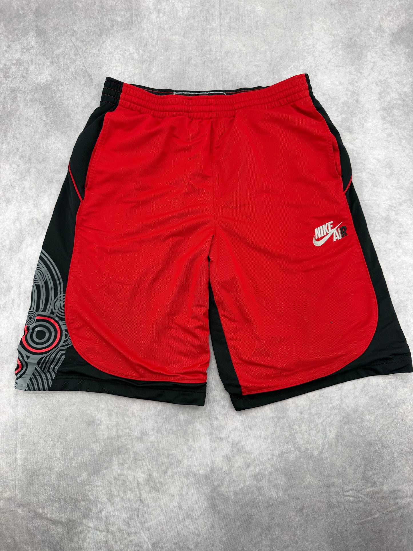 Nike Basketball Shorts - L