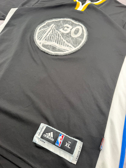 16’ Curry Warriors Jersey - XL