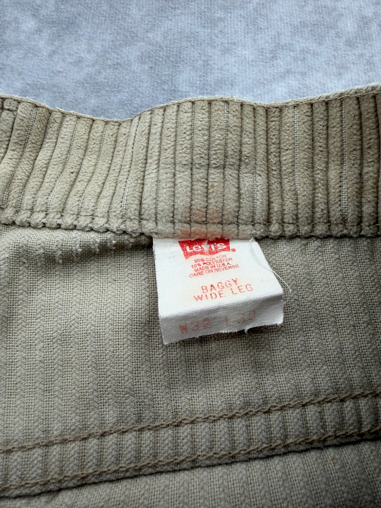 Baggy Levi Corduroys - 32x30