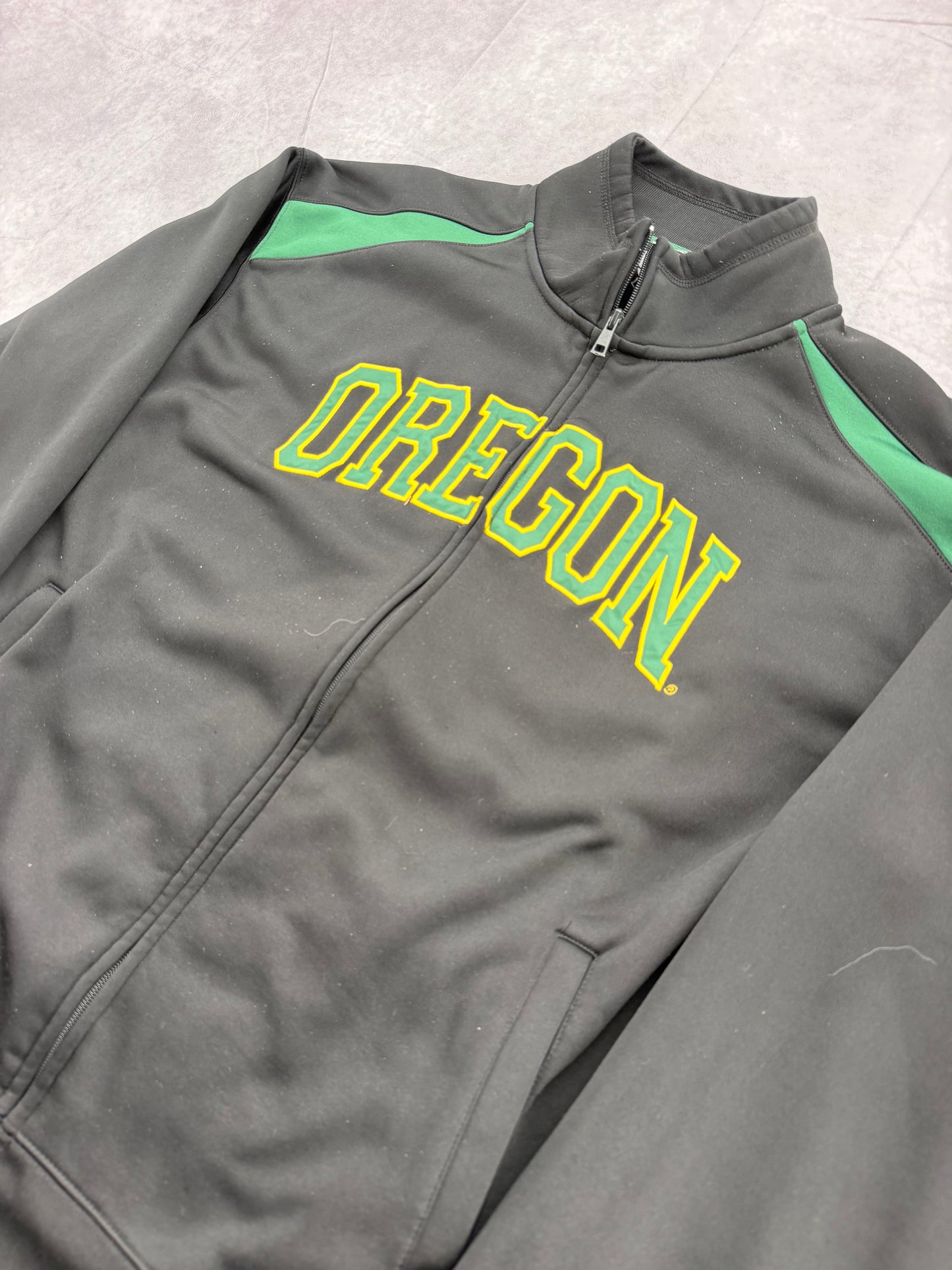 Oregon Zip Up - L