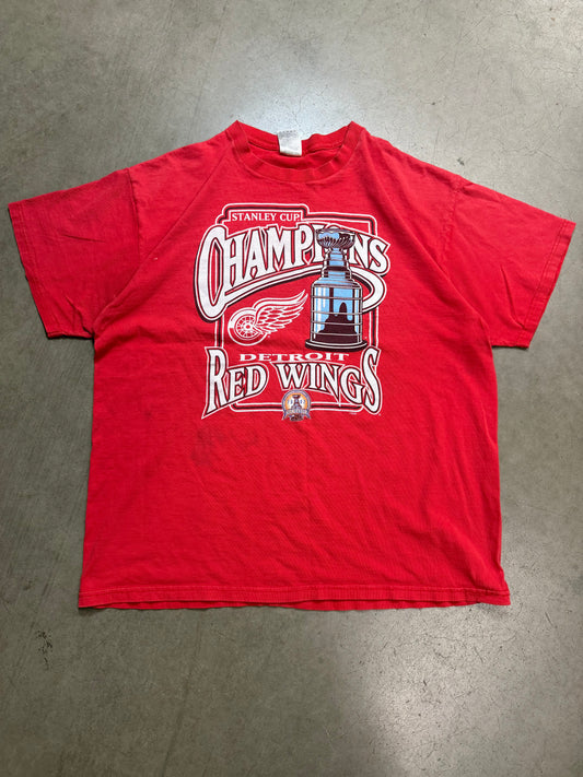 Vintage Red Wings Tee - XL