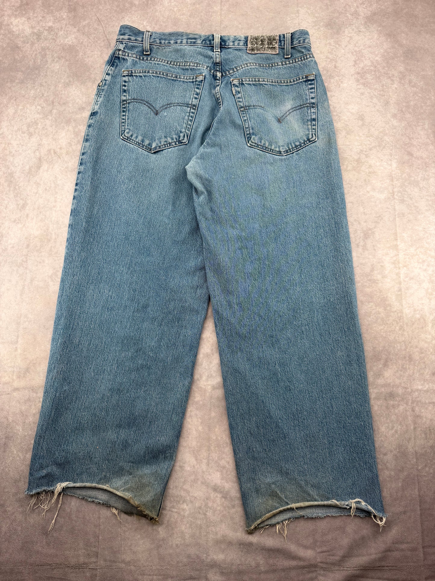 SilverTab Levi’s (baggy) - 34x34