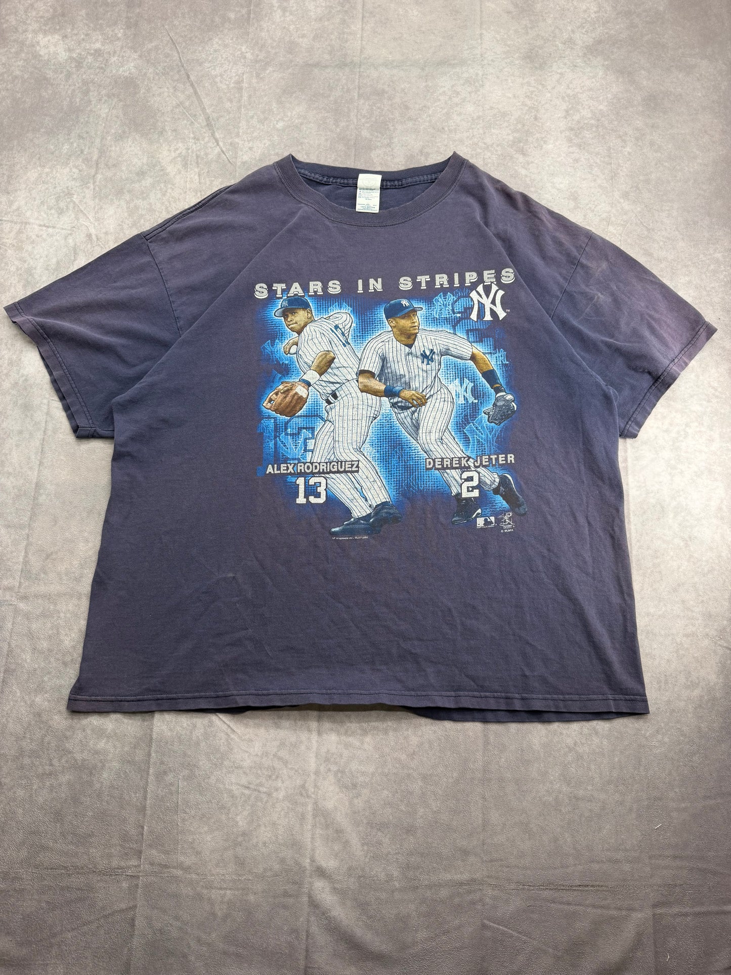 Distressed Yankees Tee - XXL