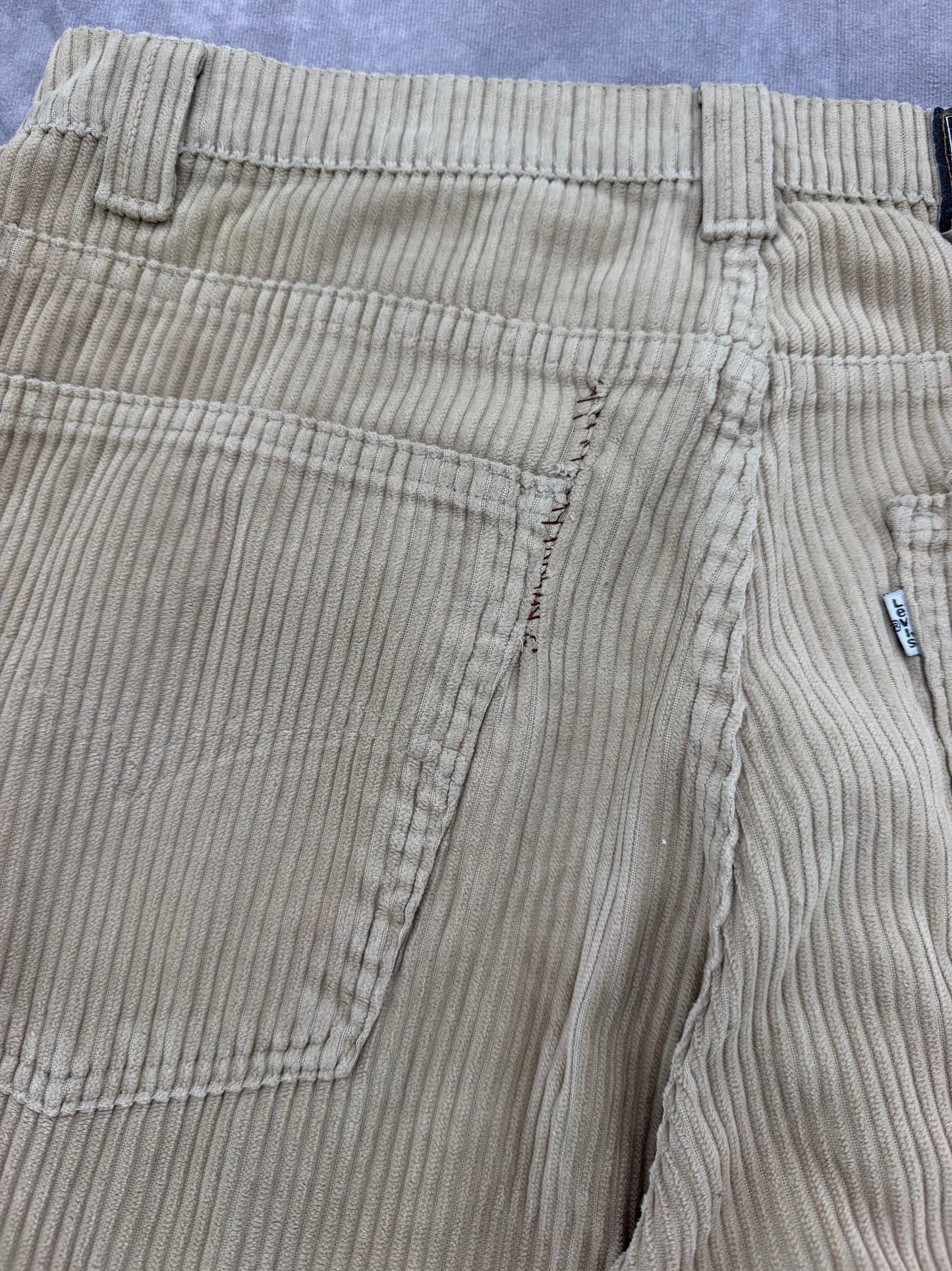 Baggy Levi Corduroys - 32x30