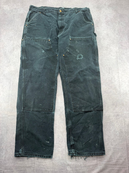 Distressed Carhartt double knees - 34x34