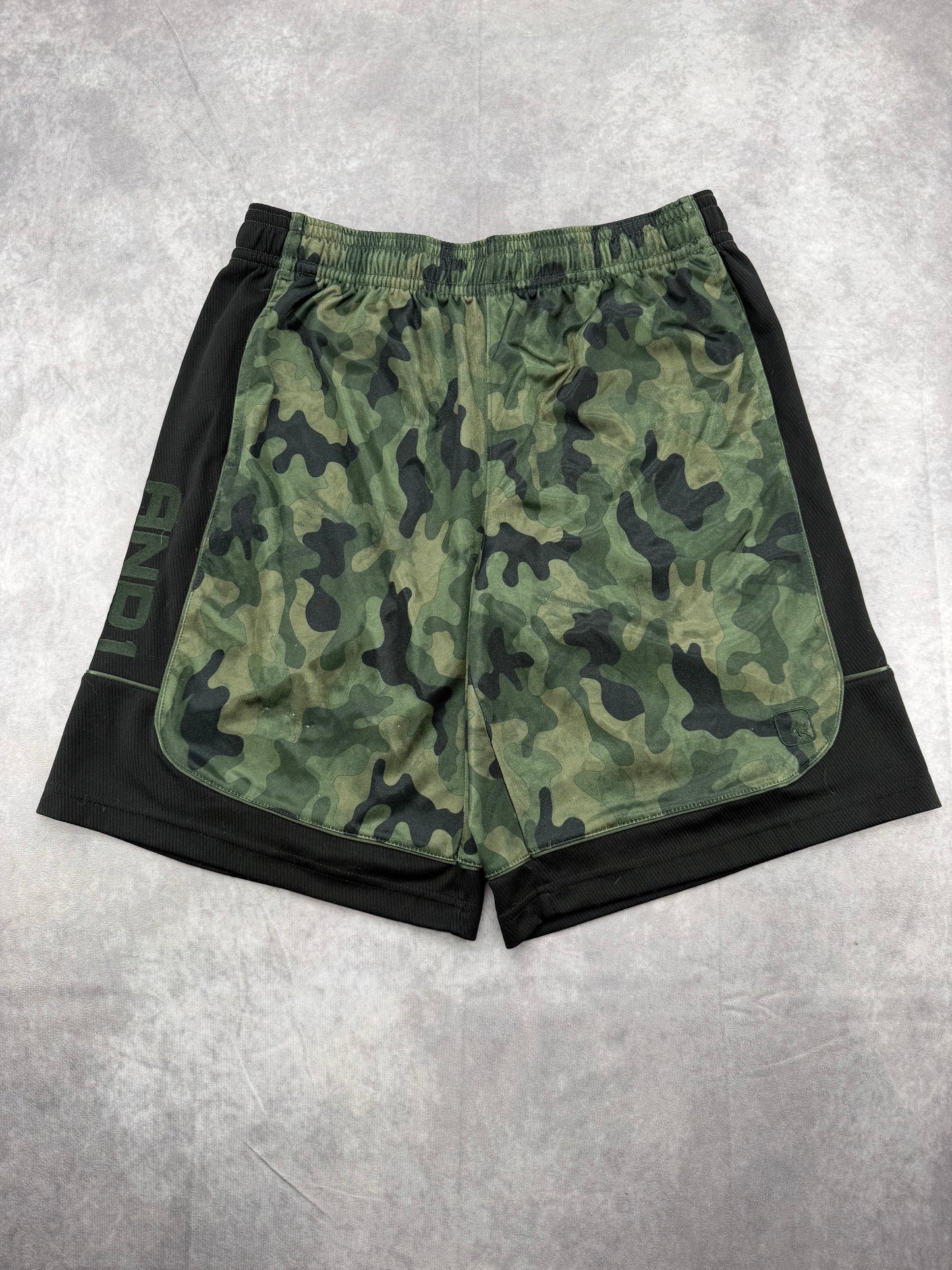 AND1 Camo Shorts - XL
