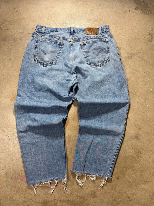 545 Levi’s 36 x 30