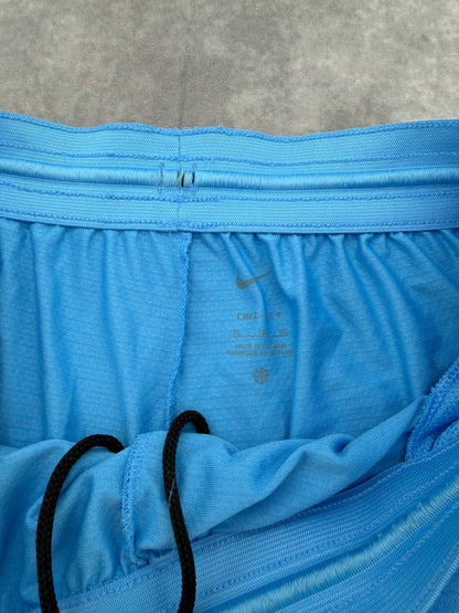 Nike Shorts - XL