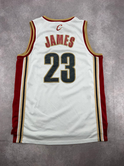 Cavs LeBron Jersey - M