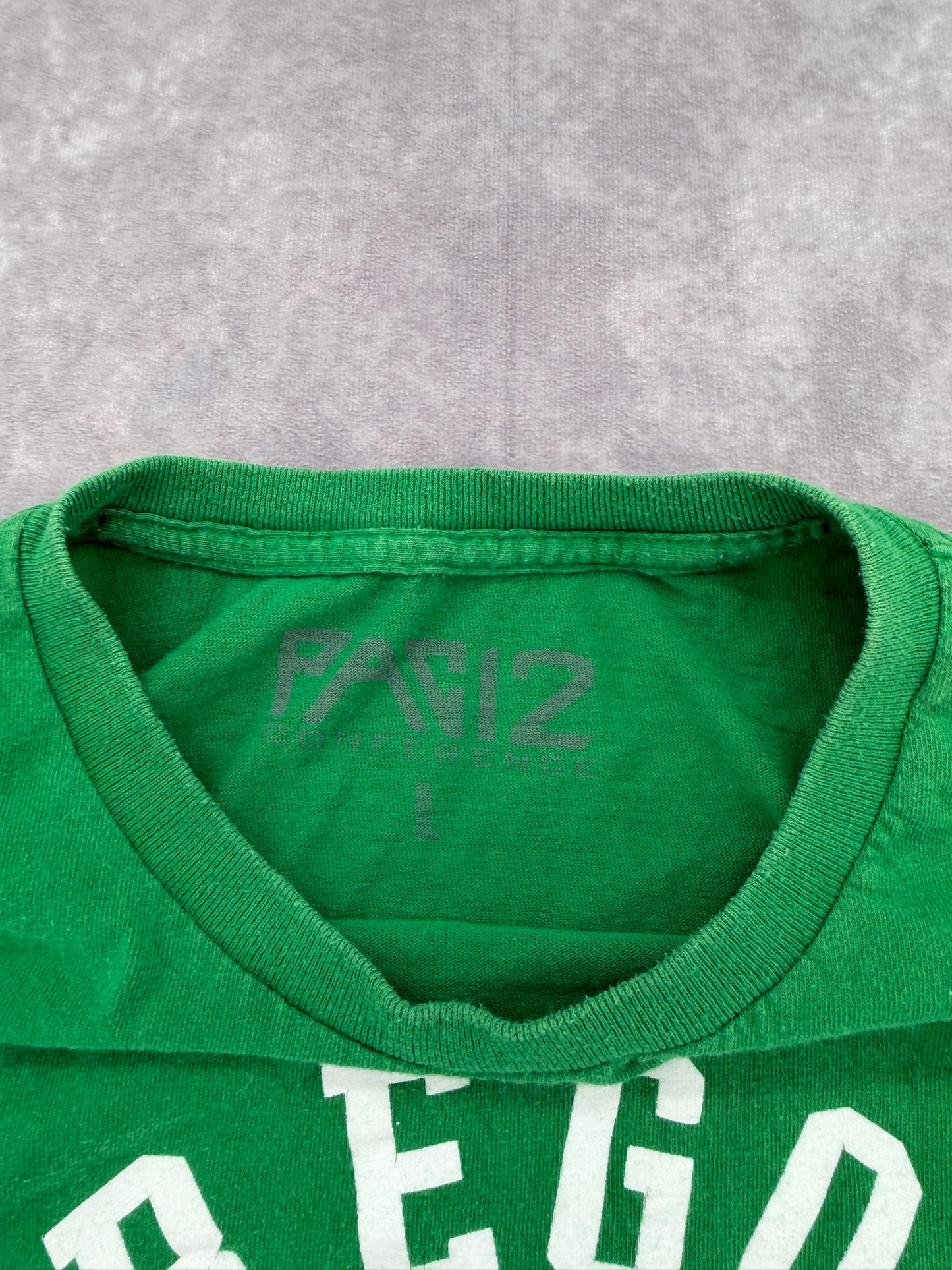 Oregon Basketball Tee - L