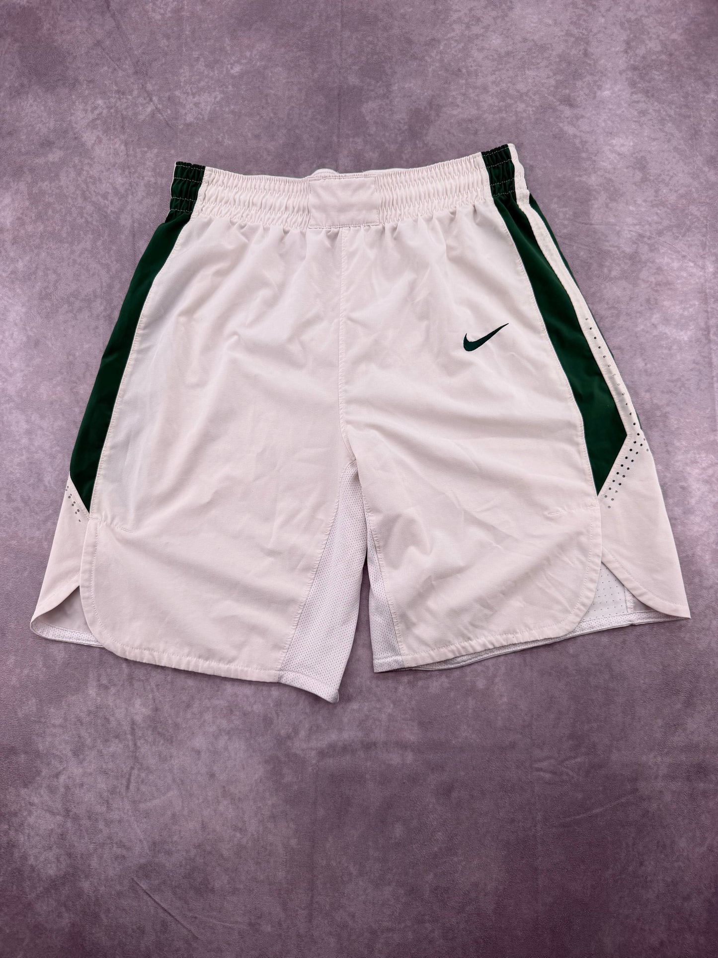 Nike Shorts - M